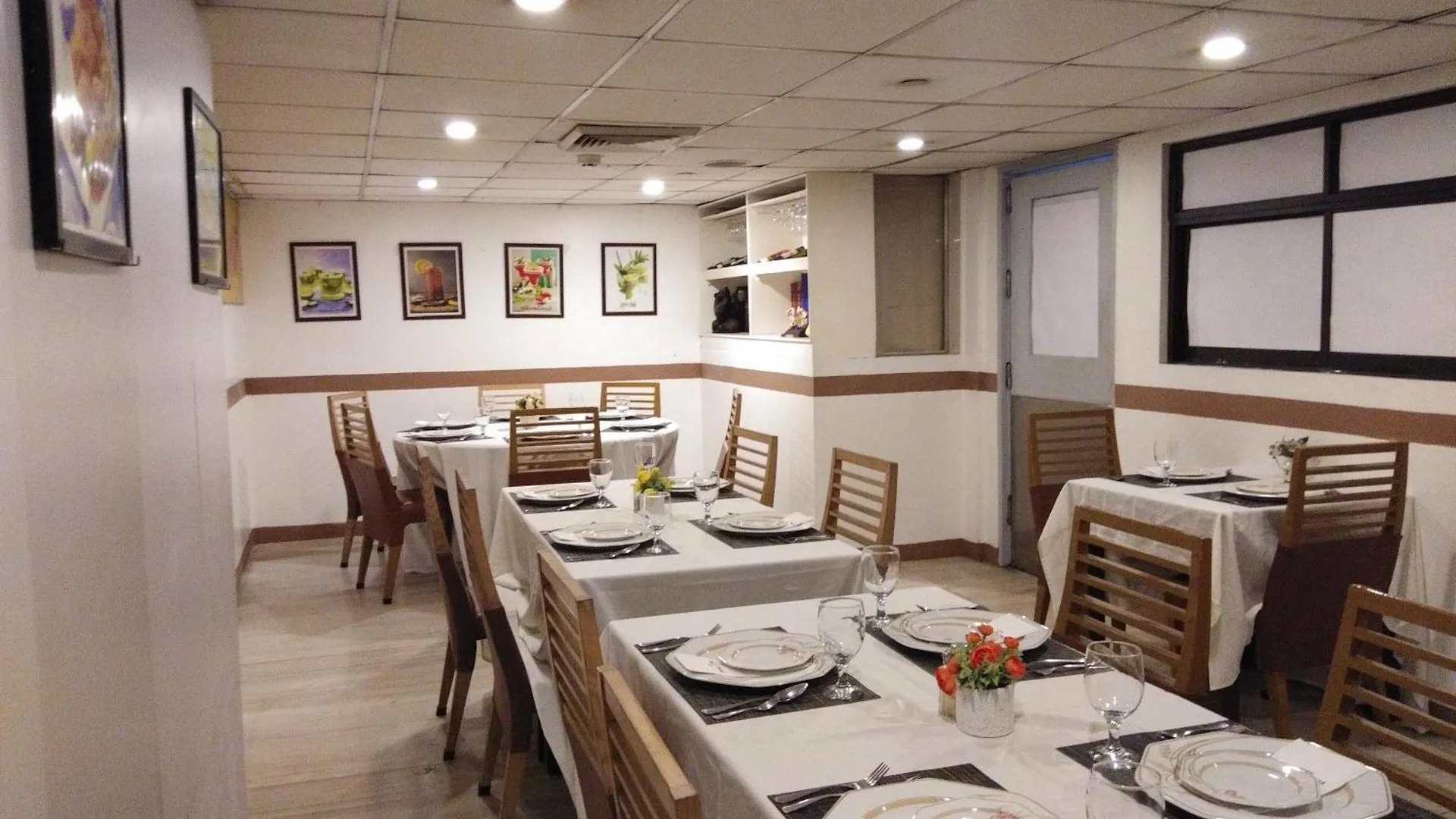The E-Hotel Makati Makati City 3*,