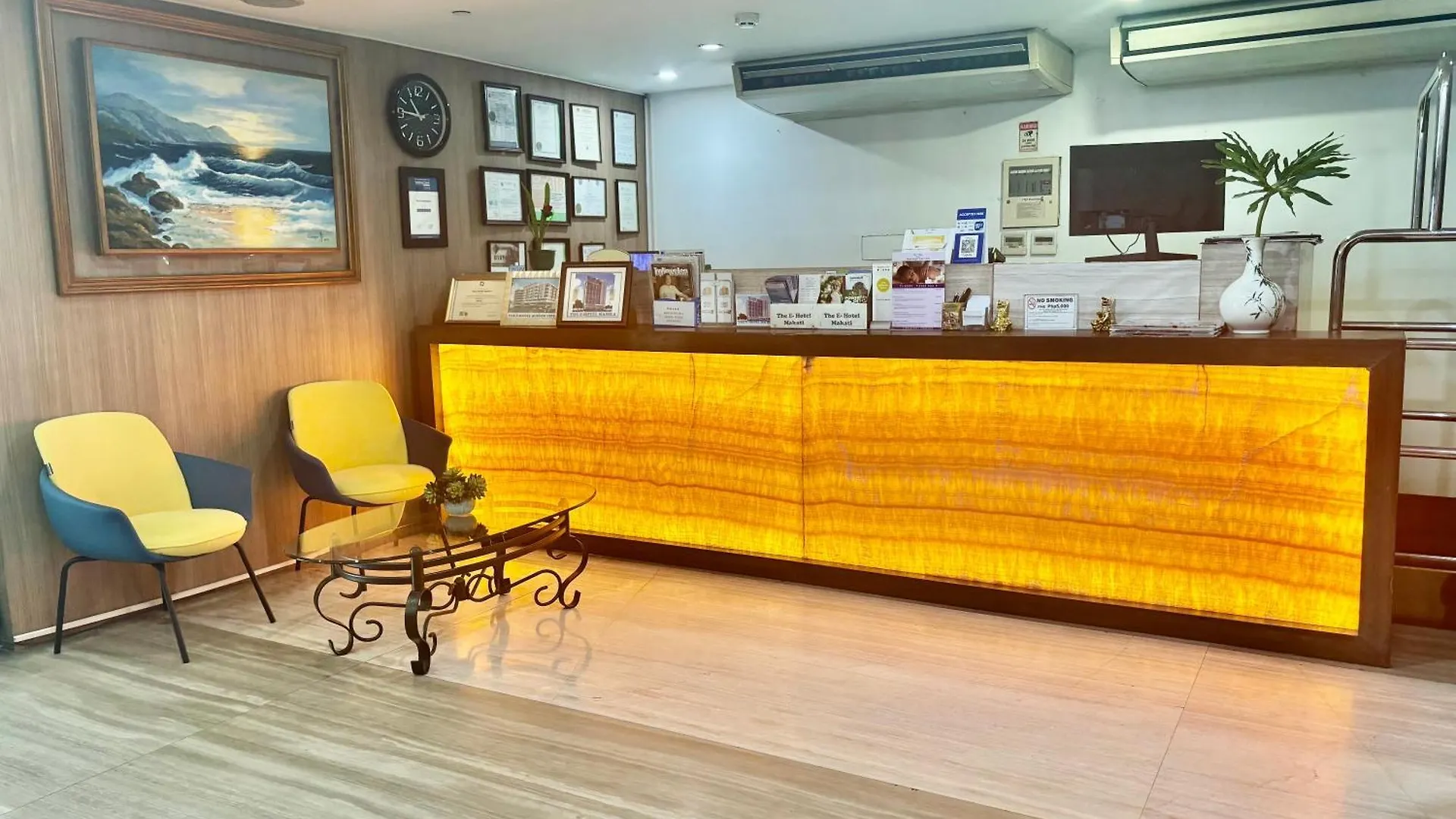 The E-Hotel Makati Makati City Filipíny